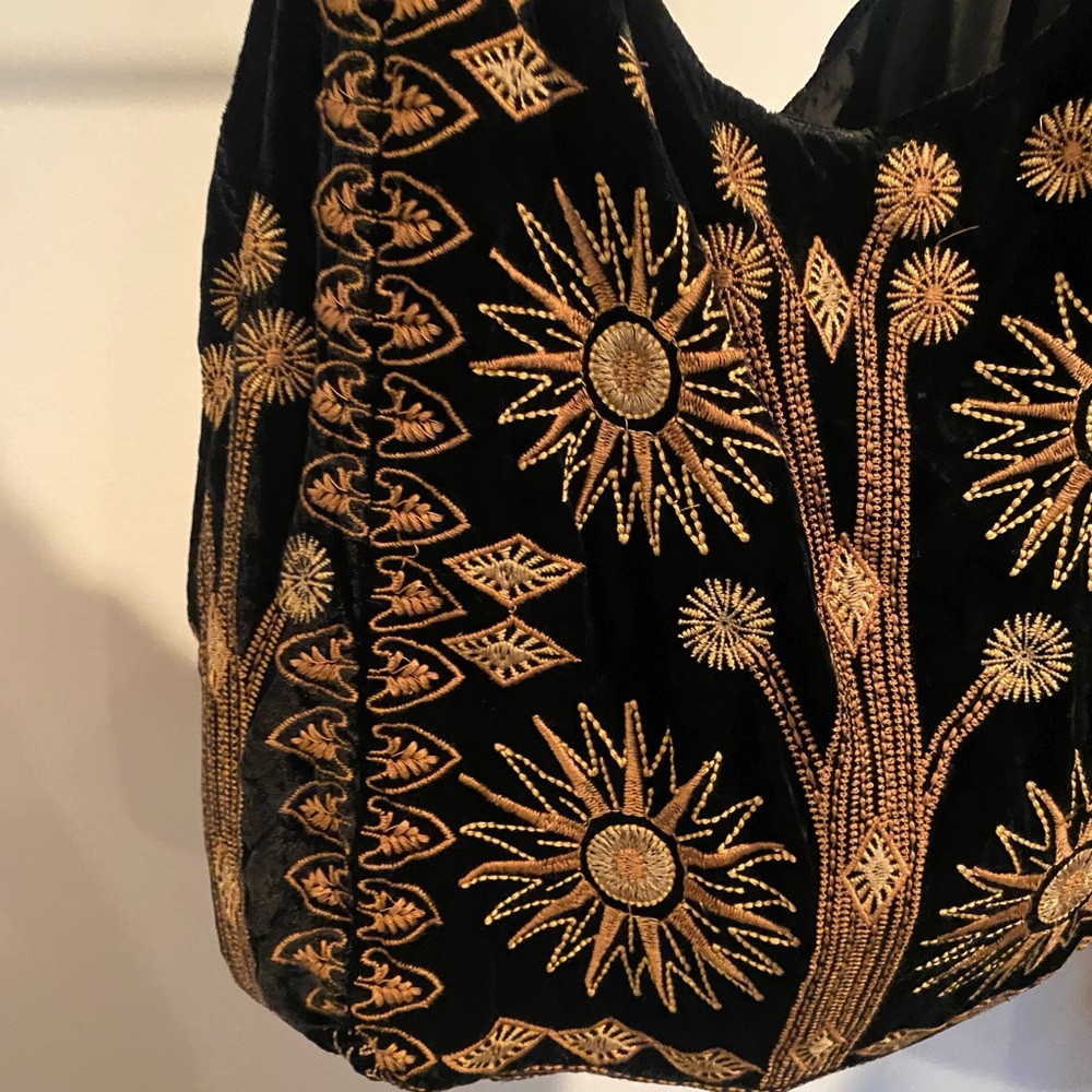 Heidi Velvet Slouchy Tote - Picture 9 of 11